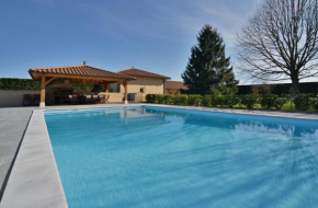 Гостиница Domaine de la Garde  Воннас